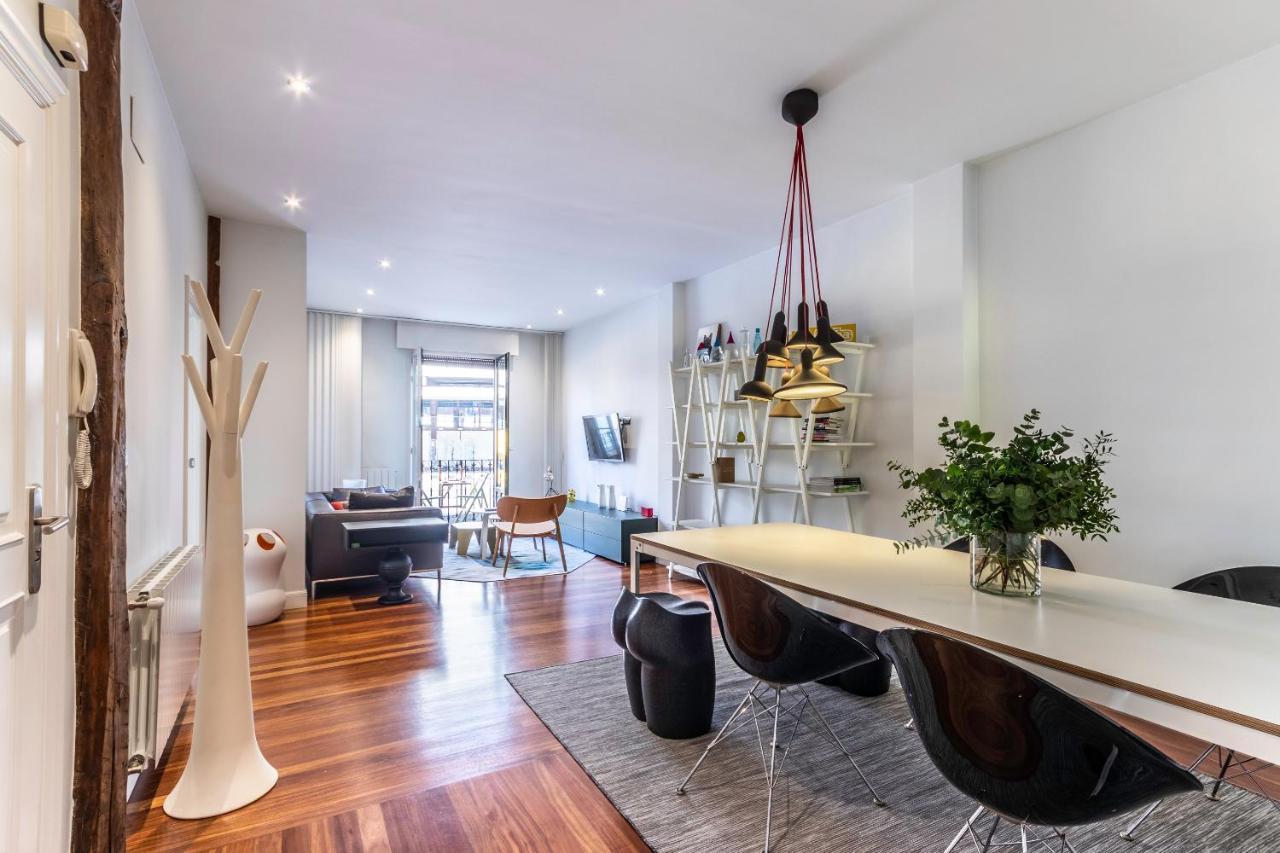 Piso De Diseno Junto Al Casco Viejo Lejlighed Bilbao Eksteriør billede